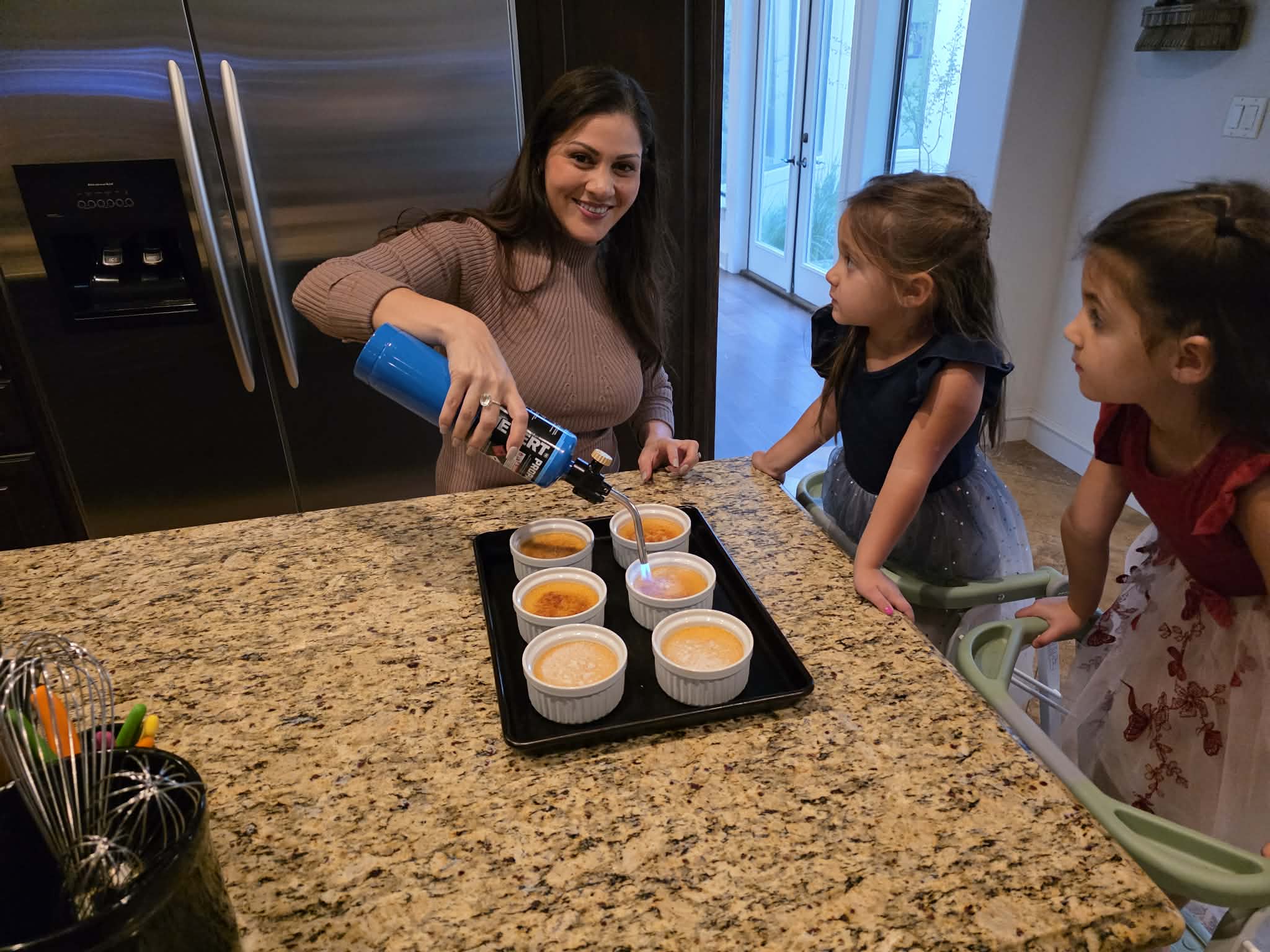 Making crème brûlée